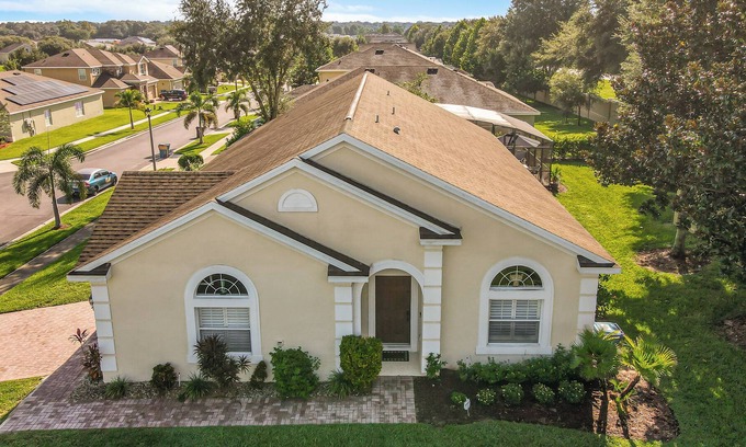 Marbella Casa | Striking Family Villa in Marbella North 4BR / 3BA