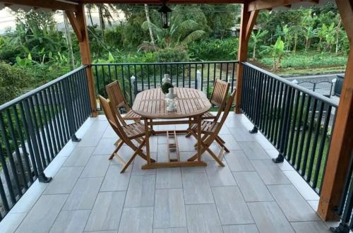 Capesterre-Belle-Eau Apartamento | Studio cosy à Capesterre-Belle-Eau avec terrasse