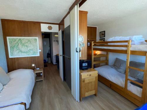 Plagne Centre Apartamento | Studio divisible au cœur de La Plagne - 4 pers, accès galerie, cuisine équipée - FR-1-181-2724