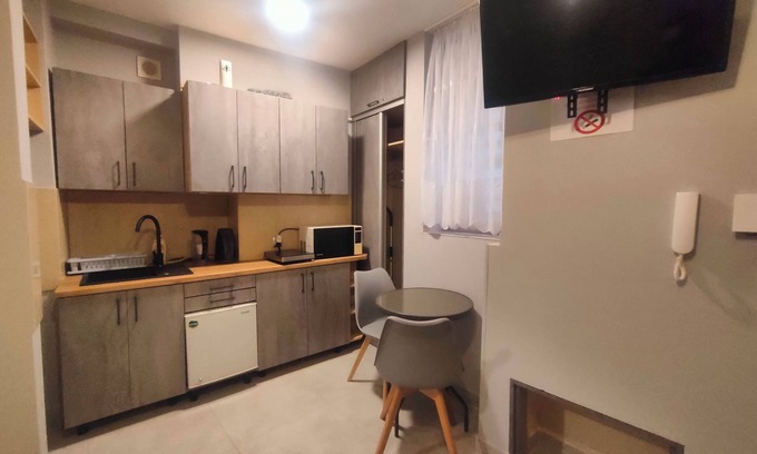 Wesoła Zachod Apartamento | Studio Doris