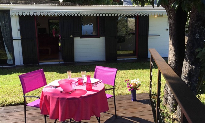 Piton Saint-Leu Apartamento | Estudio "Fleur de Canne": jardín independiente, tranquilo, muy cómodo, con vistas al mar