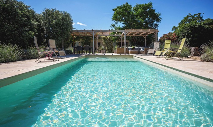 Neffies Apartamento | Stunning Gite with Private Pool and Large Garden