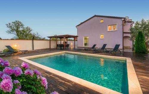 Valdebek Casa | Stunning Home In Pula