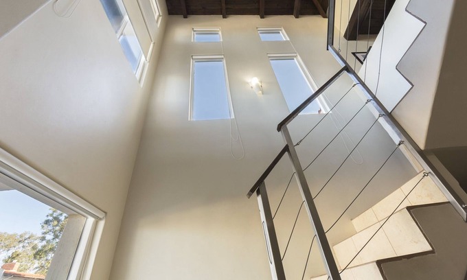 Salsipuedes Casa | Impresionante, espacioso 6 BD / 4. 5 baños en casa en campo de golf con hermosas vistas al mar