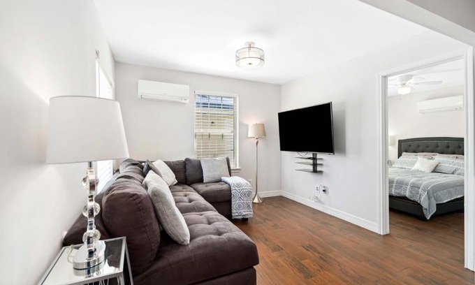 OST - South Union Apartamento | Stunning & Vibrant APT 7 Min From TX Med Center
