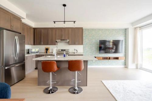 Innisfil Casa | Stylish 4br Fast Wifi Sleeps 10