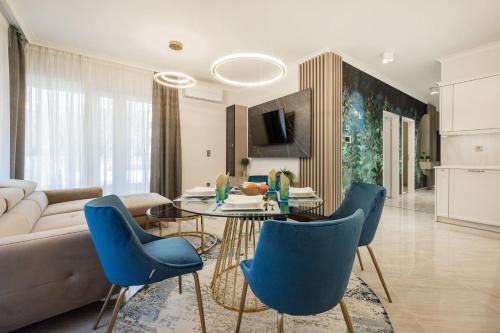 Ferencvaros Apartamento | Stylish Ground-Floor Comfort w Terrace & Parking