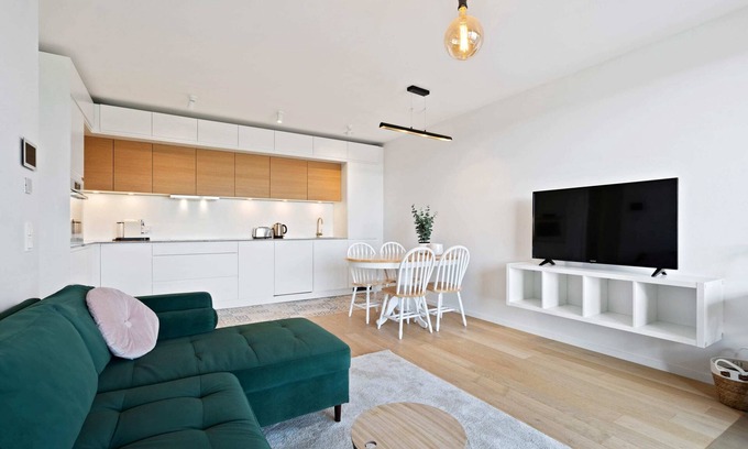 Gasperich Apartamento | Stylish Stay in w/ Kitchen, Parking & Essentials