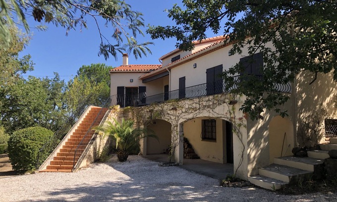 Maureillas-Las-Illas Villa | Elegante villa, piscina privada de 13 m, jardín tranquilo, cerca de los servicios del pueblo