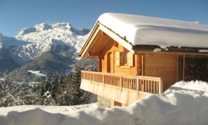 Manigod Chalet De Esquí | Sublime chalet de 3 estrellas en Saboya "Le grenier de Chalmont"