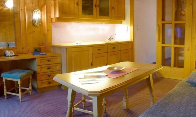 Obsteig Cama Y Desayuno | Suite "Schwalbennest" f. 2-3 pers. - Pensión Alpenhof - Pensión de bienestar