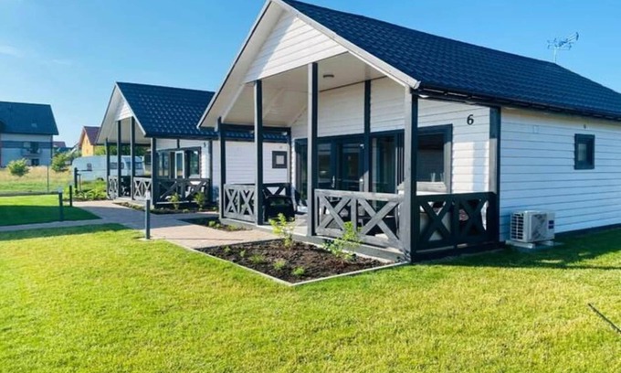 Jaroslawiec Casa | Casa de Verano en Jarosławiec Playa y Piscina