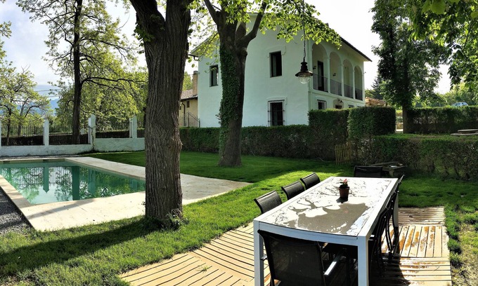 Sant Pere de Torelló Casa | TORRE SEÑORIAL DE VERANO DE PRINCIPIOS DEL SIGLO XIX