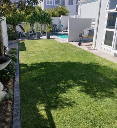 Bloubergstrand Villa | Summertide