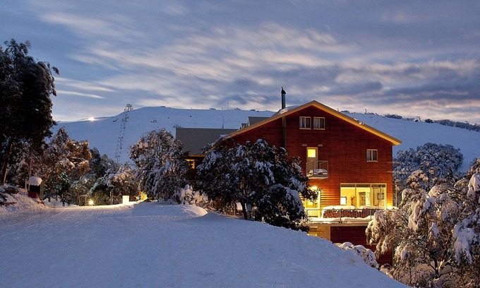 Falls Creek Casa | Summit Ridge Alpine Lodge