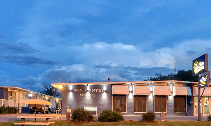 Swan Hill Hotel | Sun Centre Motel
