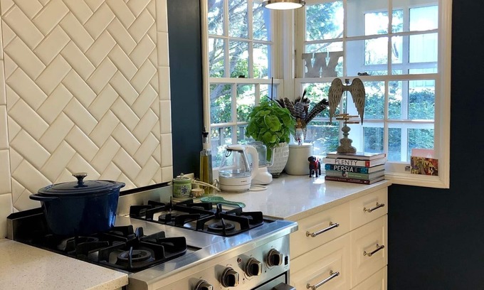 Upper Rockridge Casa | Santuario urbano de 3 habitaciones a 30 minutos de San Francisco! Divertido espacio familiar.