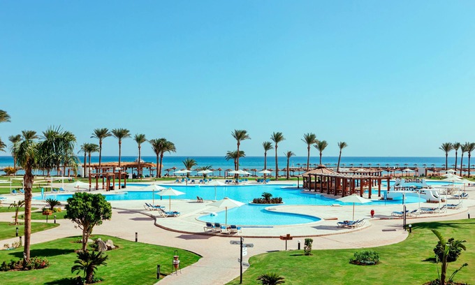 Village Road Hotel | SUNRISE Alma Bay Resort