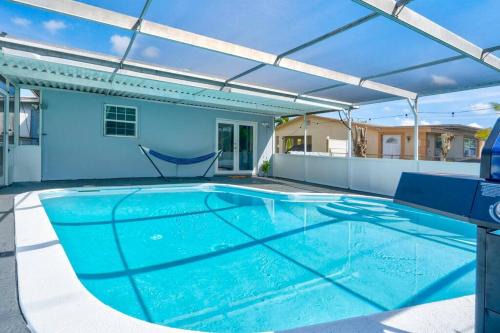 Survey Creek Casa | Sunrise Getaway