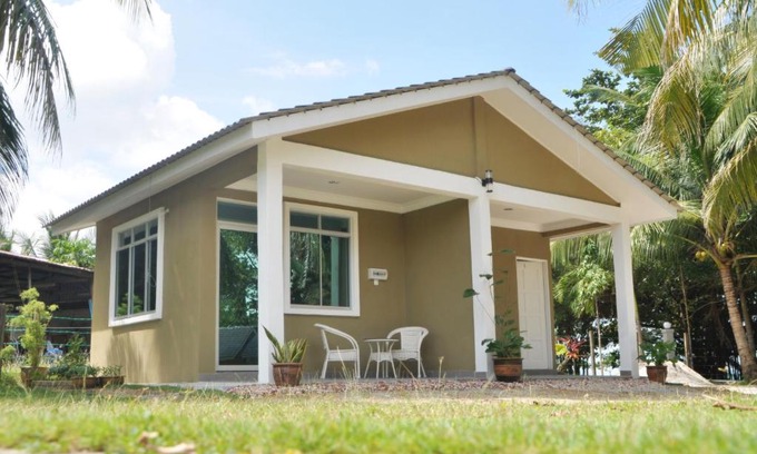 Air Hangat Casa | Sunset Bay Cottage