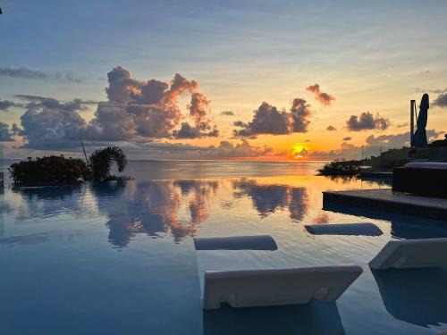 Challengers Hotel | Sunset Reef St. Kitts