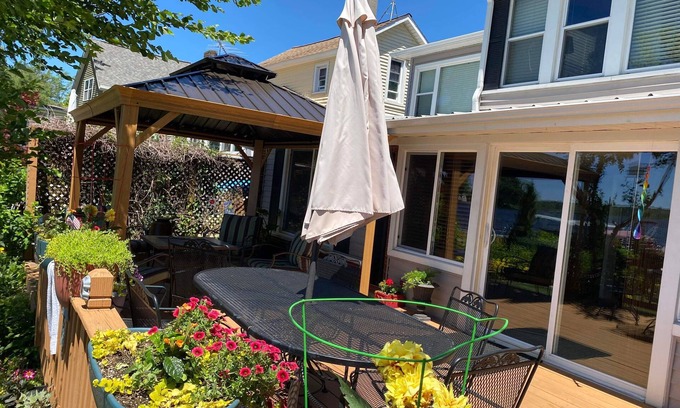 Marcellus Apartamento | Sunset View In-Law Apartment