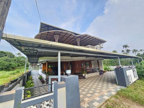 Irinjalakuda Casa | Sunset View Inn