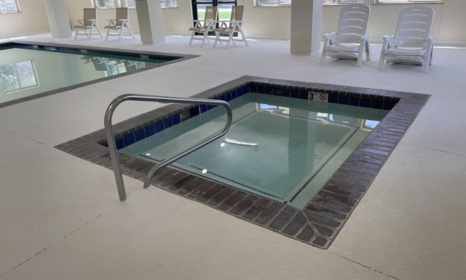 Montpelier Hotel | Super 8 by Wyndham Montpelier