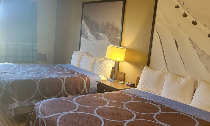 Portage Hotel | Super 8 by Wyndham Portage