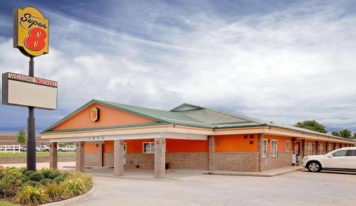 Siloam Springs Hotel | Super 8 by Wyndham Siloam Springs