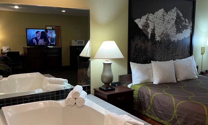 Trinidad Hotel | Super 8 by Wyndham Trinidad