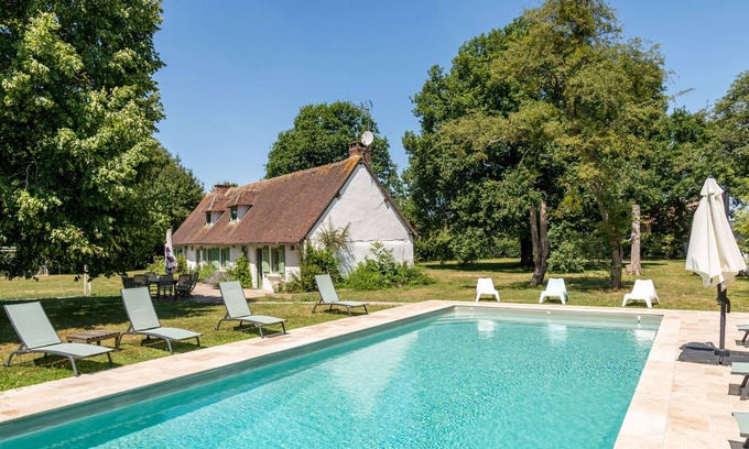 Tillieres-sur-Avre Casa | La Corti-Casa-Baño en la habitacion