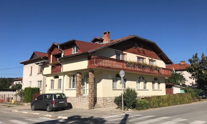 Samokov Chalet De Esquí | Espléndido chalet de esquí- para 16 personas - dirigido por un instructor de esquí de habla inglesa y alemana