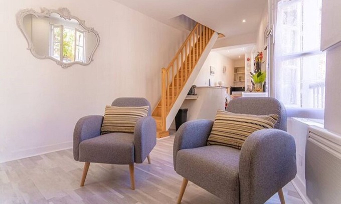 Segur-le-Chateau Casa | Splendida villa con piscina privata a Les Vans