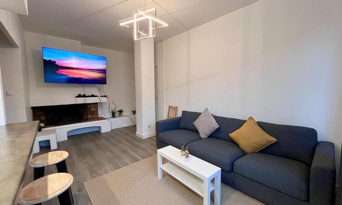 Francheville Le Bas Apartamento | Superbe T2 à 15 min de Lyon