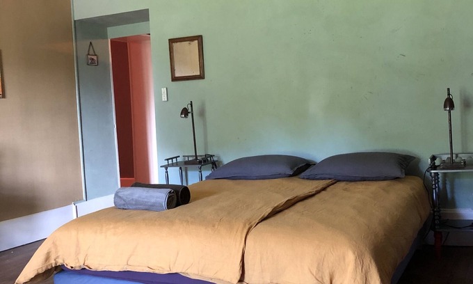 Betaucourt Cama Y Desayuno | Superbly renovated former notable's property.