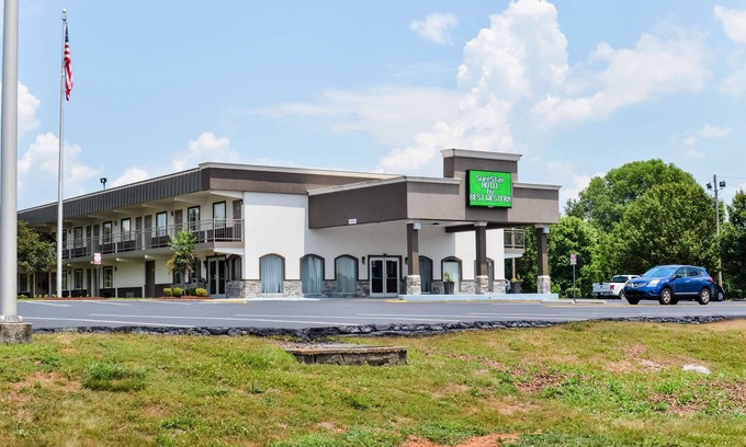 Bowling Green Hotel | SureStay Hotel by Best Western Bowling Green North