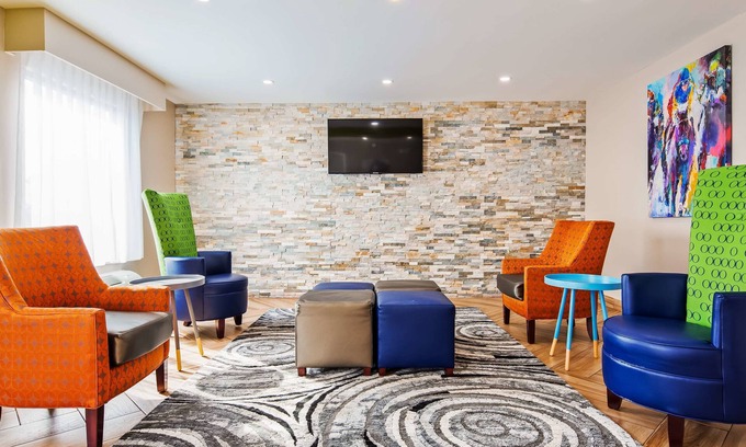 Florence Hotel | SureStay Hotel by Best Western Florence