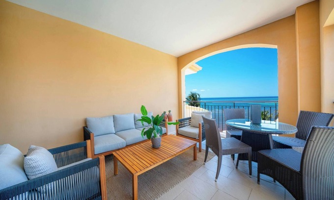 Centro de Playa del Carmen Condominio | Condo Surf 405 - Beachfront Oceanview 3 BR Luxury - At El Faro Condos