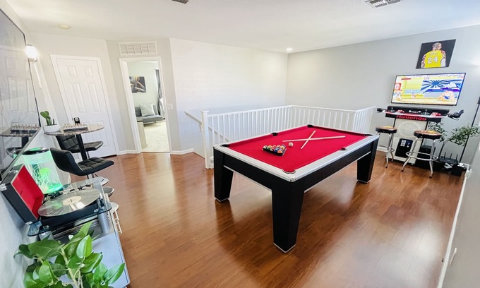 Canyon Ridge West Casa | Surprise Home w/ King Bed, Pool Table, Arcade, Office, & Movie / Workout Room!