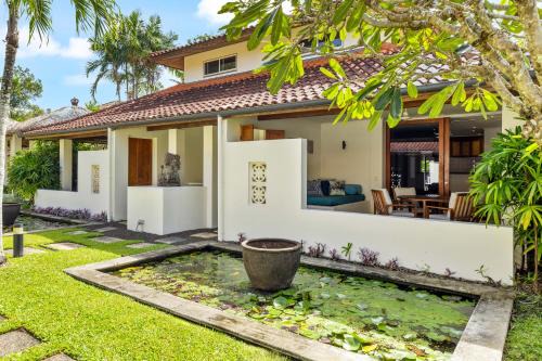 Port Douglas Villa | Surya Beachfront Villa