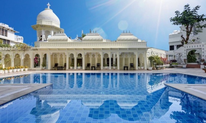 Lake Swaroop Sagar Hotel | Swaroop Vilas - Lake Facing Boutique Hotel