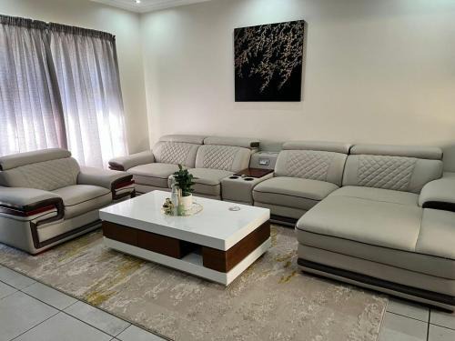 Mbabane Apartamento | Sweet Daisies Apartment