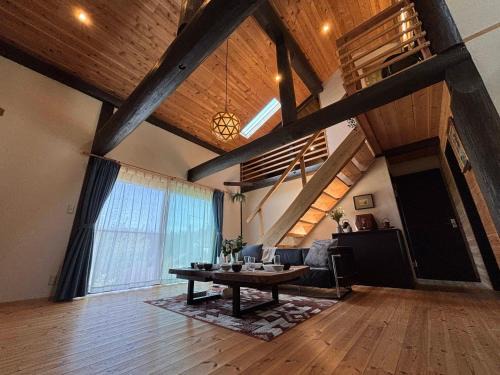 Takayama Apartamento | TAKAYAMA BASE 群馬県高山村 - ロックハート城や中山史跡まで15分以内 庭付き1棟貸切 無料Wi-Fiや駐車場あり