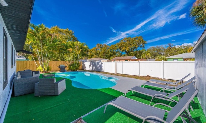 Ballast Point Casa | Heated In-Ground Pool w/ Whirlpool!