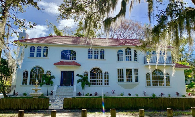 Old Seminole Heights Casa | ** Tampa Riverfront Mansion ** Piscina / Jacuzzi / Kayaks / Mesa de billar