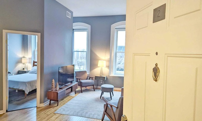 Bay City Apartamento | Tanner Bldg Apt 2 - 2 Bedroom (Downtown)