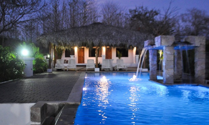 Playa Avellanas Hotel | Tao Destinations