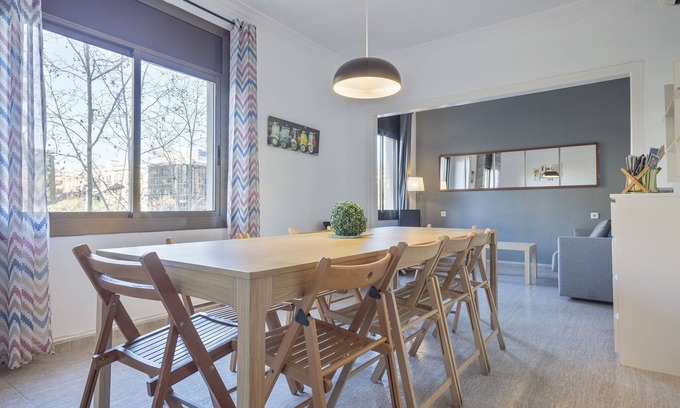 La Nova Esquerra de l'Eixample Apartamento | Tarradellas 3, para 10 Personas