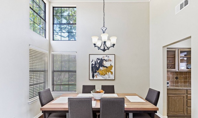 Northeast Carrollton Casa | TCH - 4B/2BA Home in Carrollton - G